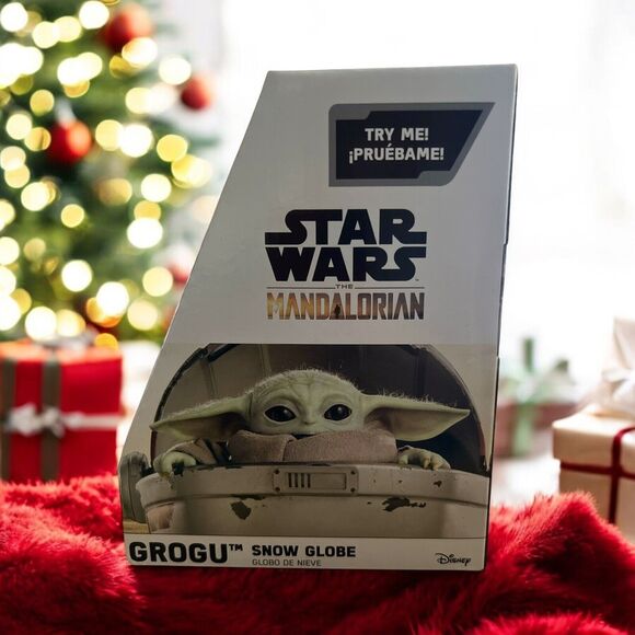 StarWars Mandolarian Grogu Musical Air Snow Globe Plays 5 Christmas tunes NIB - Picture 4 of 5